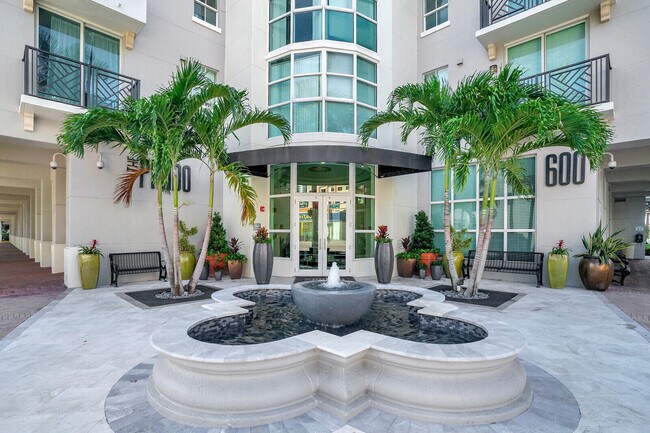 Building Photo - 600 S Dixie Hwy