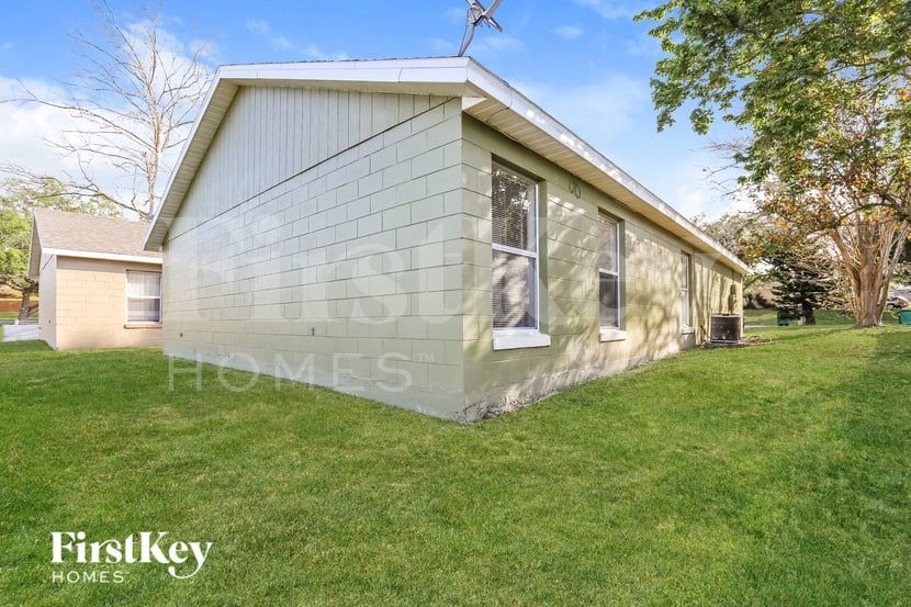 Building Photo - 7594 Groveoak Dr