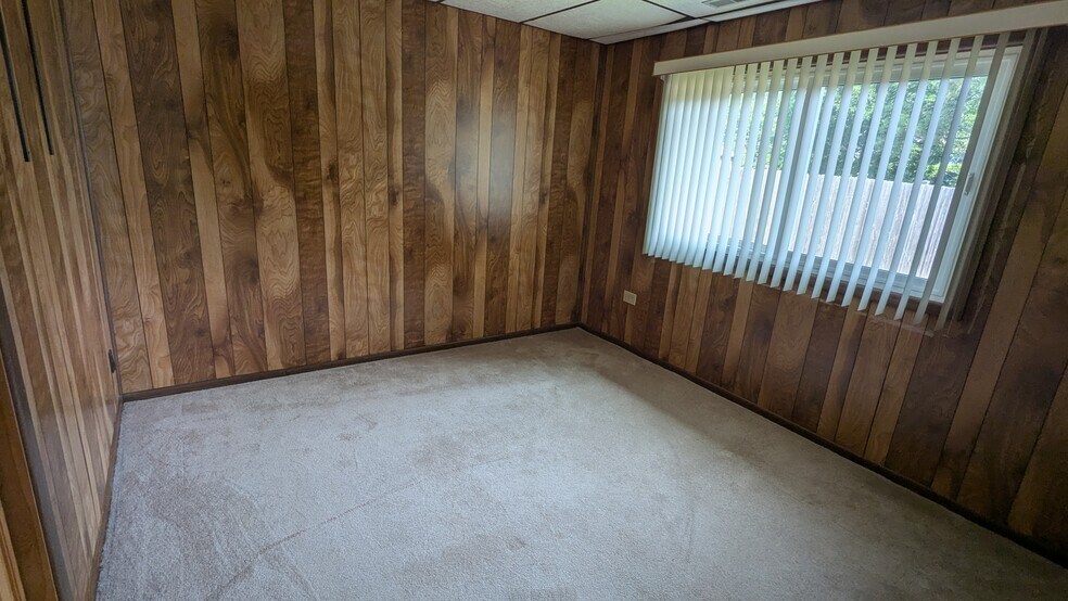 Building Photo - 541 Commanche Trl