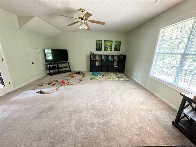 Building Photo - 259 Sandpiper Dr