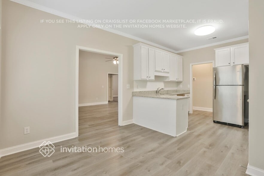 Building Photo - 193 Woodridge Dr