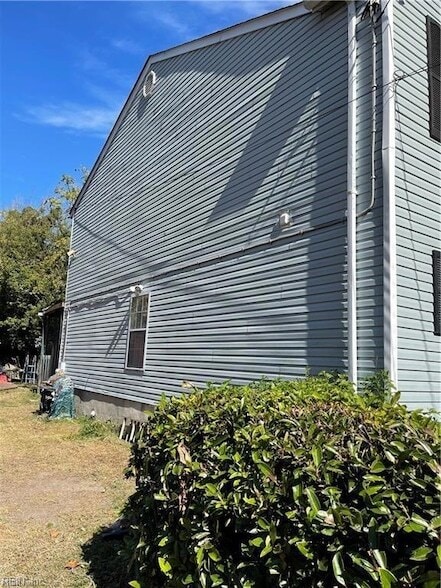 Building Photo - 764 B Ave