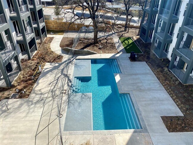 Building Photo - 4801 Springdale Rd