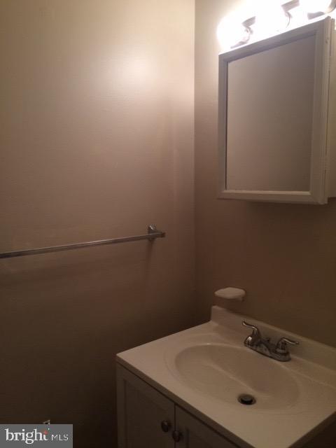 Building Photo - 16649 Geddy Ct