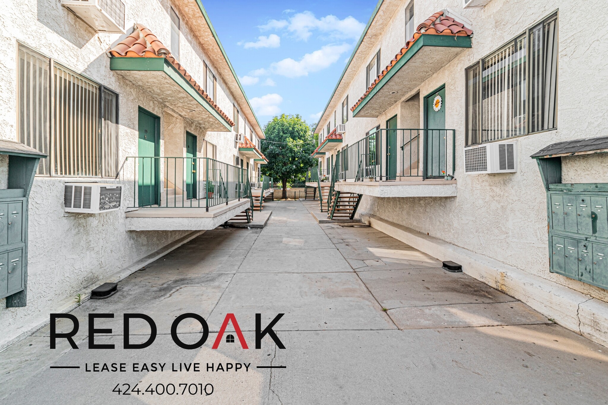 Building Photo - 12883 San Fernando Rd