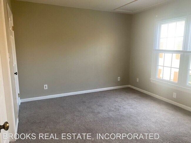 Building Photo - 2 br, 2 bath House - 300 B Patriot Lane