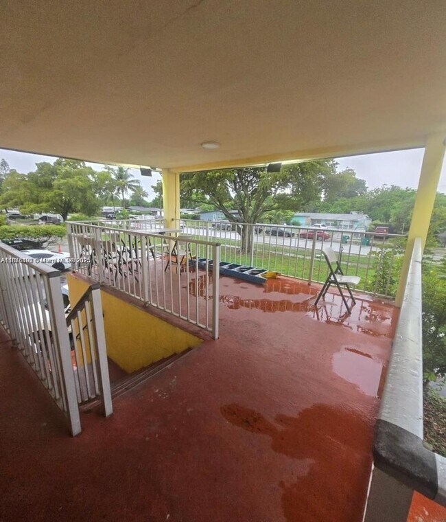 Building Photo - 1 bedroom in North miami FL 33179