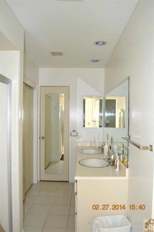 Building Photo - 38941 Kilimanjaro Dr