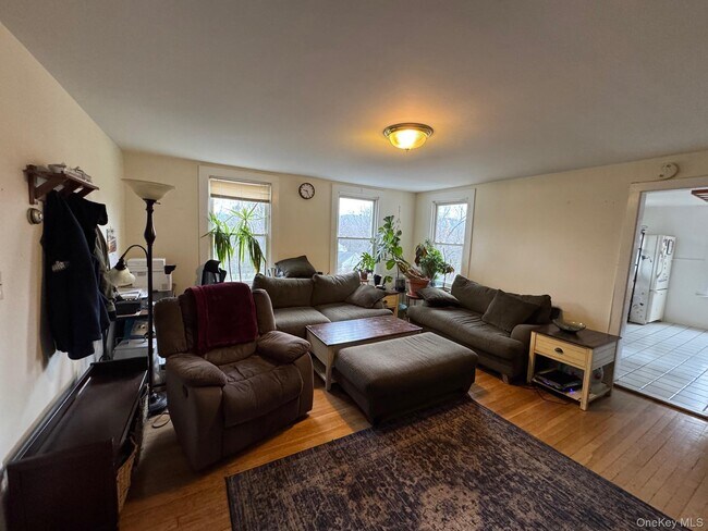 Building Photo - 78 Duncan Ave