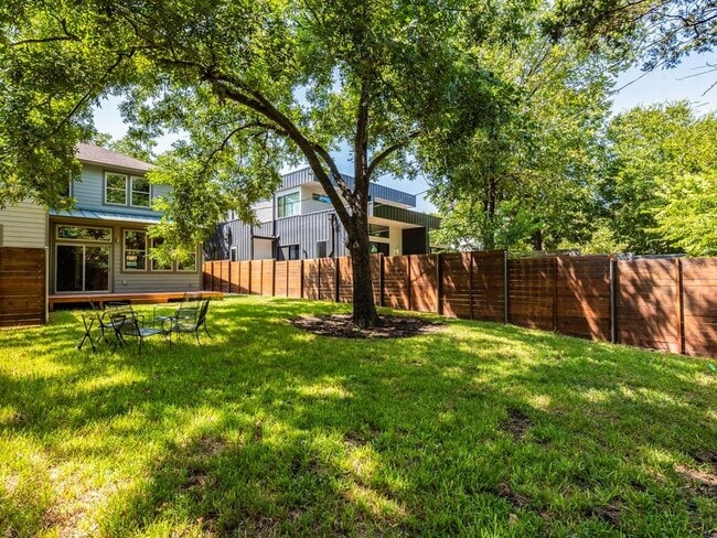 Building Photo - 3709 Grayson Ln