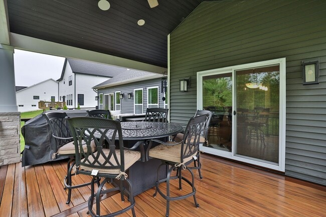 Building Photo - Gorgeous 3 Bedroom Home in Edwardsville