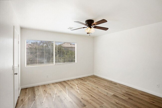 Building Photo - 3 Bed South Las Vegas Pool Home