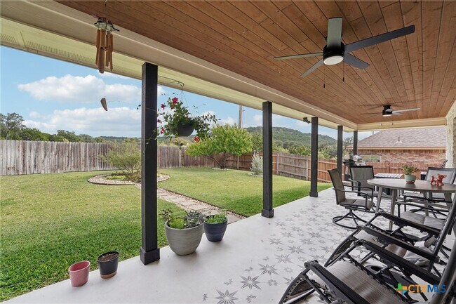 Building Photo - 3303 Vineyard Trail