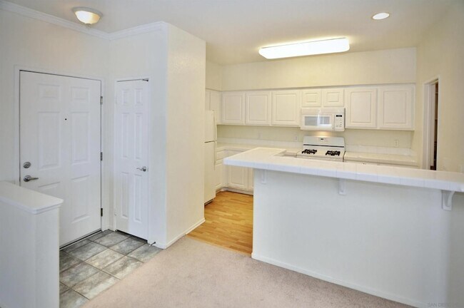 Building Photo - 10840 Scripps Ranch Blvd