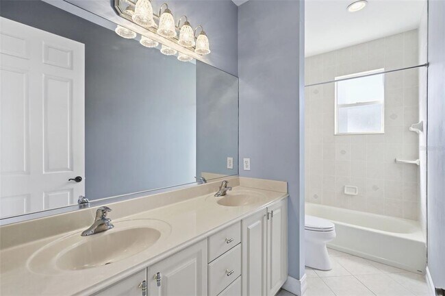 Building Photo - 110 Curry Rise Ct