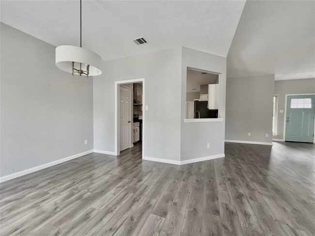 Building Photo - 11917 Meadowfire Dr