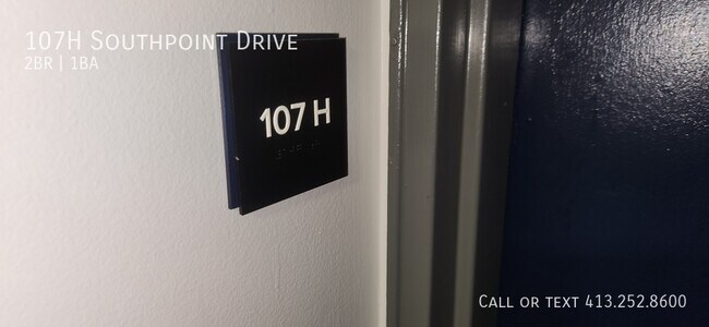 Primary Photo - 107 Southpoint Dr