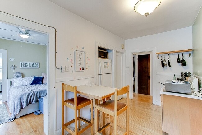 Building Photo - 2011 Portland Ave