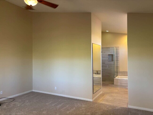 Building Photo - 45218 Coeur Dalene Dr