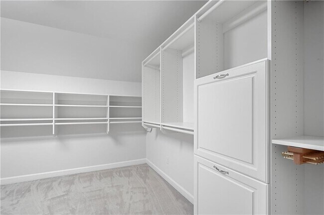 Building Photo - 2381 Oak Grove Meadows
