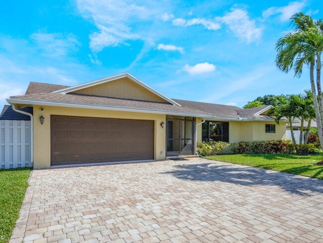 Building Photo - 19508 Hampton Dr