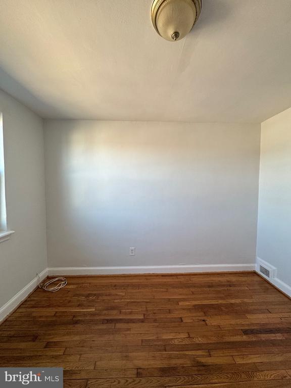 Building Photo - 206 Lynhaven Dr
