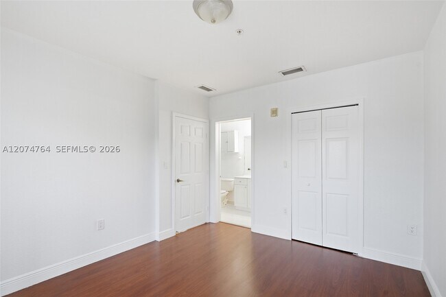 Building Photo - 21000 SW 87th Ave