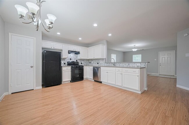 Building Photo - 18139 Flower Grove Ct