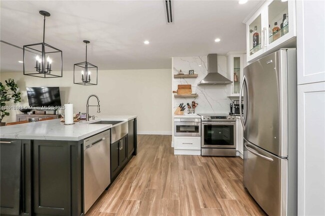 Building Photo - 16509 Fox Den Ct