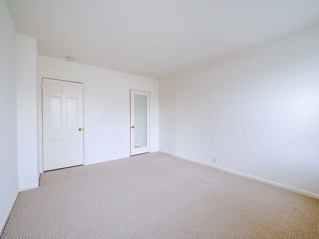 Building Photo - 3940 Langley Ct NW