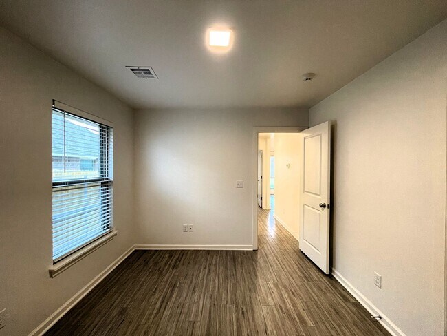 Building Photo - Contemporary Charm: Exceptional Home with ...