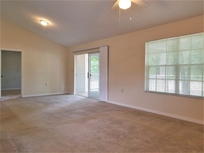 Building Photo - BEAUTIFUL 3BR/2BA IN THE LINKS @ HAILE PLANTATION!