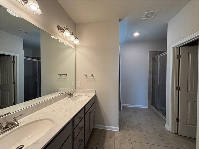 Building Photo - 5163 Woodline View Ln