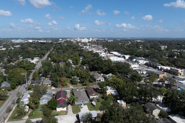 Building Photo - Rental Near Downtown Lakeland!!