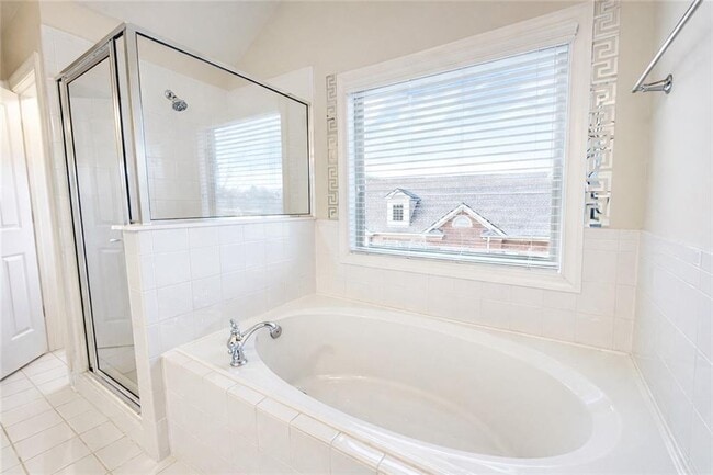 Building Photo - 4870 Carre Way