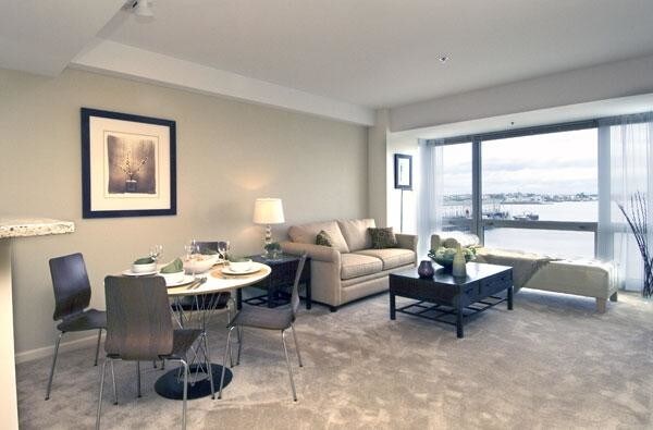 Building Photo - 1 Park Ln