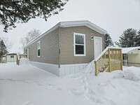 Building Photo - 122 Quarry Hill Estates