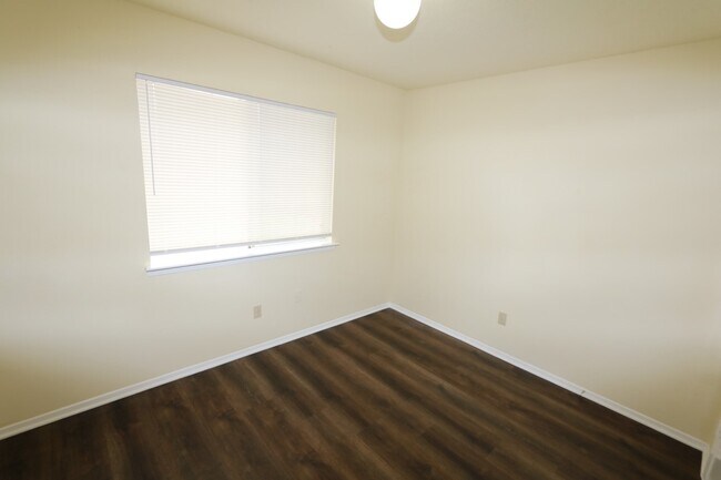 Building Photo - 18726 Andalusian Dr