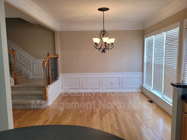 Building Photo - 5005 Foxfield Trace SE