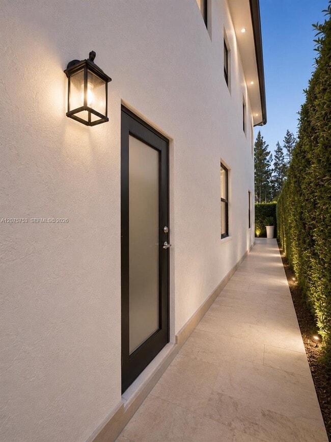 Building Photo - 6989 NW 104th Ct