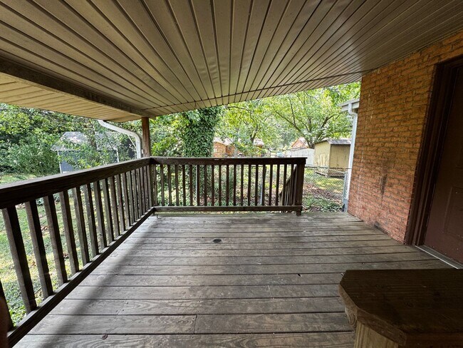 Building Photo - 2/1 Duplex with office space in Shelby, NC