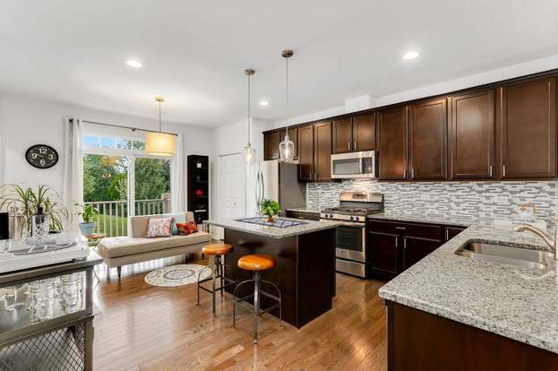 Building Photo - 2891 Henley Ln
