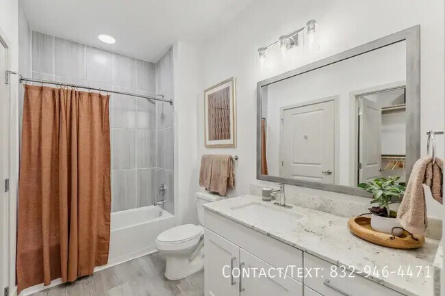 Building Photo - Act Fast: 6 Weeks Free Rent When You Lease...