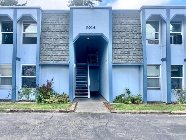Building Photo - Mason Loop