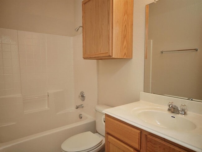 Building Photo - 161 Desert Quail Ln
