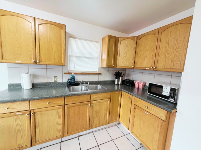 Building Photo - 1711 S 1300 E