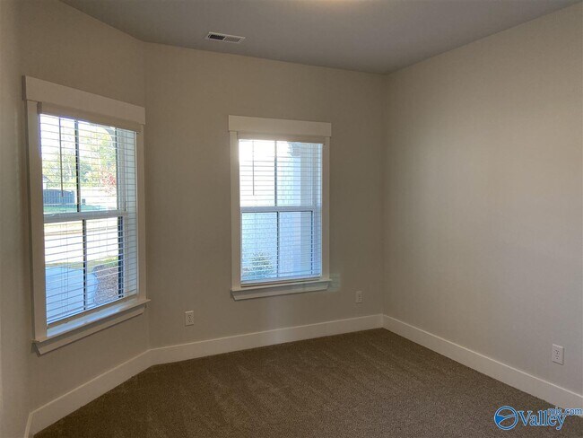 Building Photo - 442 Legend Oak Way SW