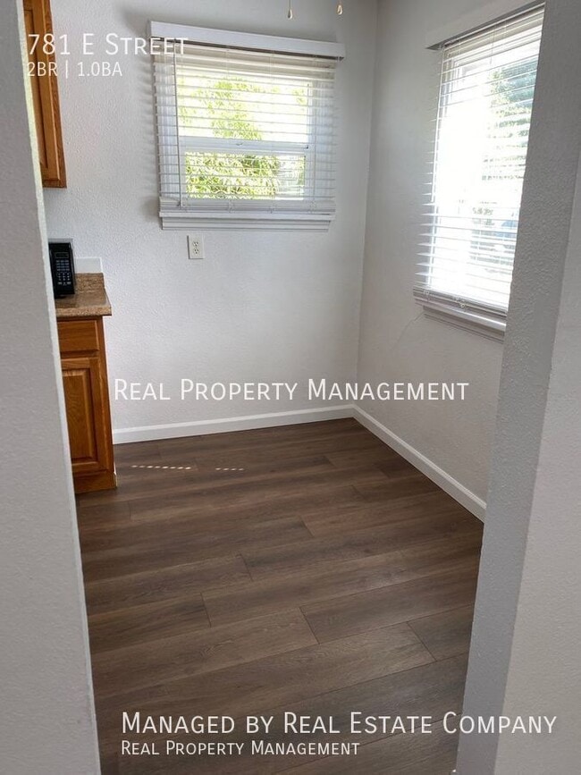 Building Photo - 781 E Street-