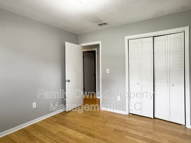 Building Photo - 4513 Sapling Ct
