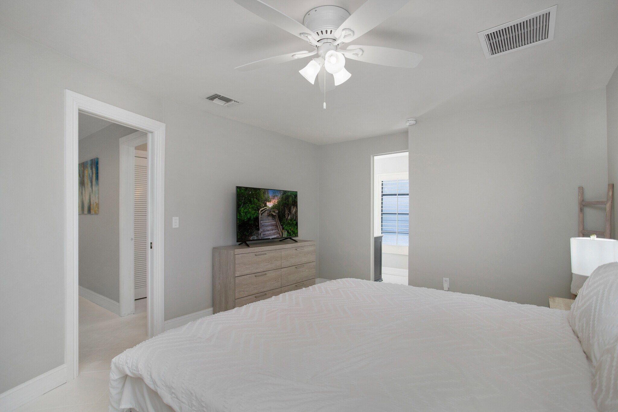 Building Photo - 27 Pebble Beach Blvd